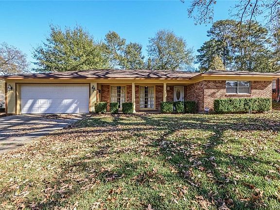 2nd image of 2613 Leaf Ln