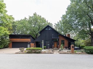 730 N Skyline Dr, Fayetteville, AR 72701