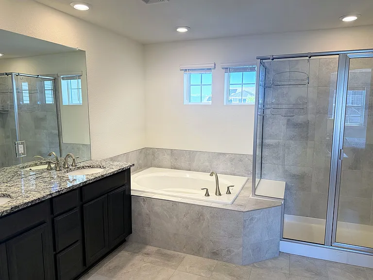 16264 Beckwith Run — Photo 10