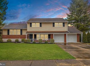2134 Coventry Dr, Wilmington, DE 19810