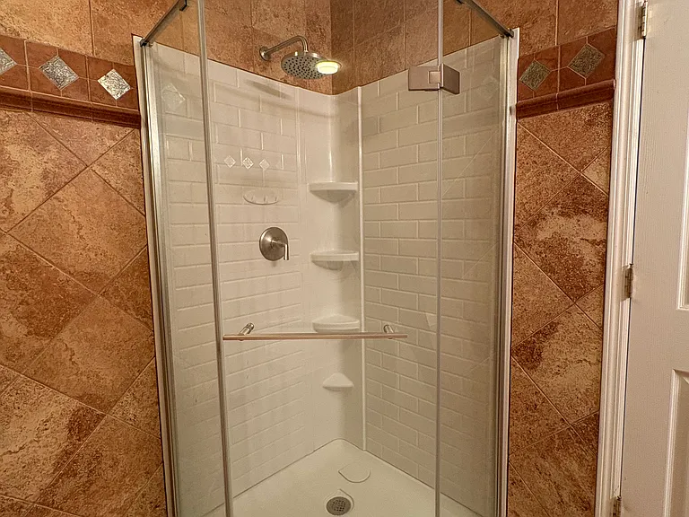 264 Midland Ave #32 — Photo 15