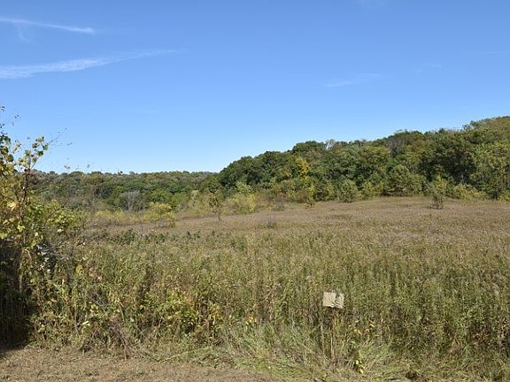 4th image of Hunter Hollow Rd