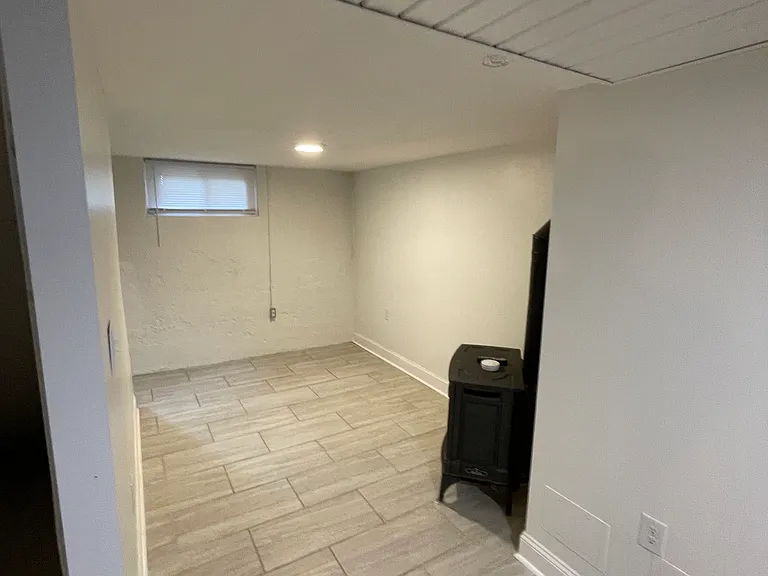 235 Port Republic Rd — Photo 20