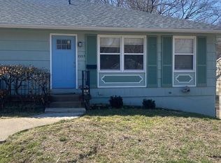 2223 E 75th St, Kansas City, MO 64132