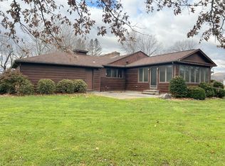 142 Hadley Rd, Sunderland, MA 01375