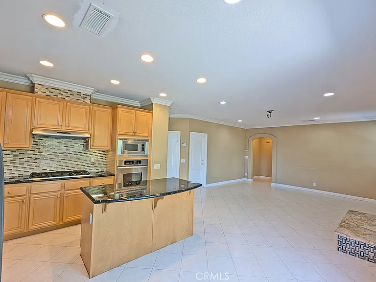 17801 Powell Pl — Photo 11