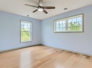 114113 Hundertmark Rd, Chaska, MN 55318