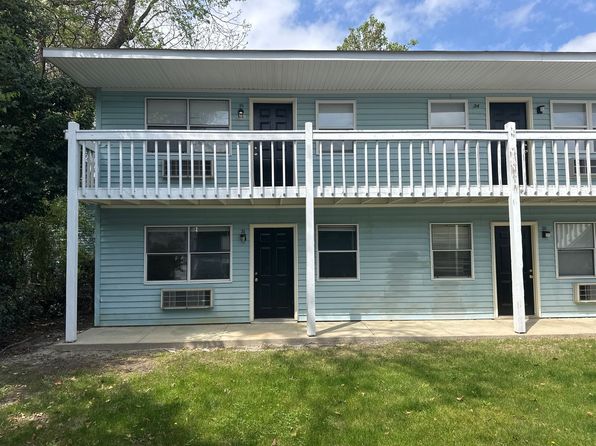 213 Hampton Ave APT 31