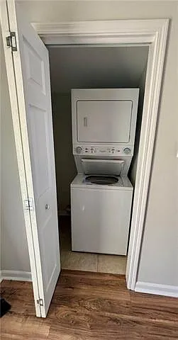 8120 Landry Ave — Photo 9