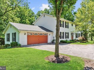 19 Greenridge Rd, Lutherville, MD 21093