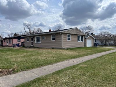 1801 10th Ave N, Moorhead, MN, 56560