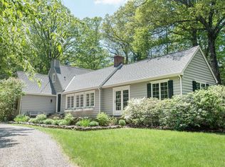 4 Echo Hill Rd, New Canaan, CT 06840