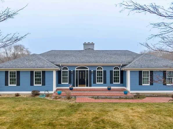 259 Highland Ave, Dartmouth, MA 02747