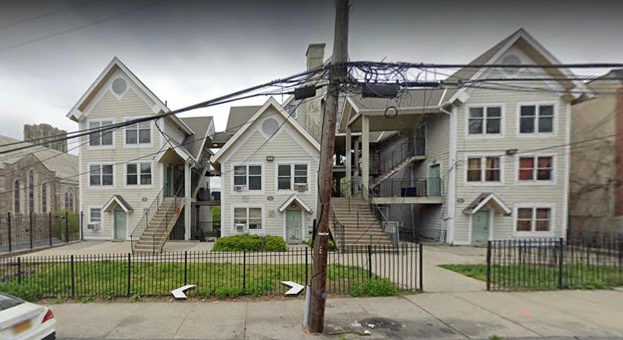 Stanley Ave, Yonkers — Photo 1