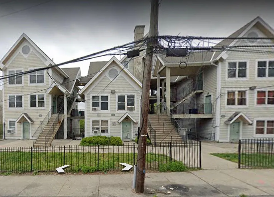 Stanley Ave