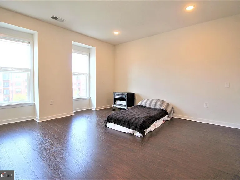 3974 Norton Pl #50 — Photo 18