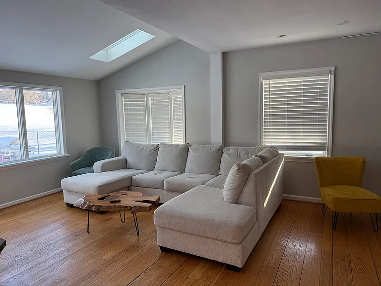 Edgewood Ave — Photo 14