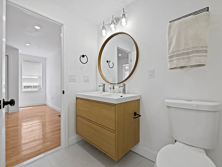 300 Bruce Park Ave #1 — Photo 14