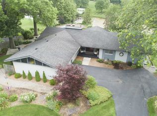 3908 Baywood Dr SE, Grand Rapids, MI 49546