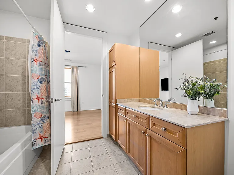 618 N Boylan Ave #702 — Photo 22