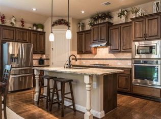 1224 Falling Hills Dr, Georgetown, TX 78628