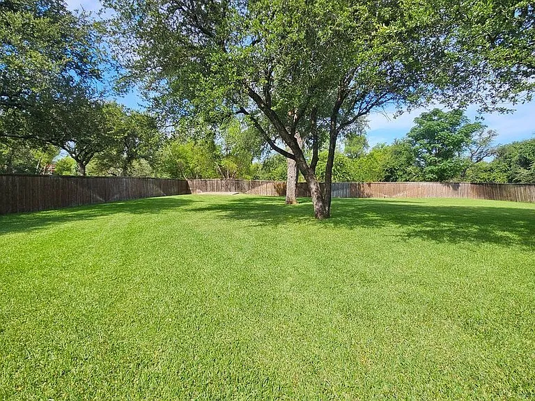 5503 Deerwood Trl — Photo 22