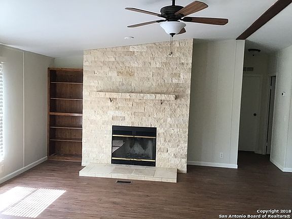 2nd image of 242 Encino Ln