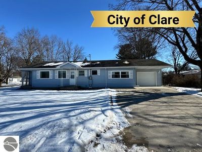 507 John St, Clare, MI, 48617