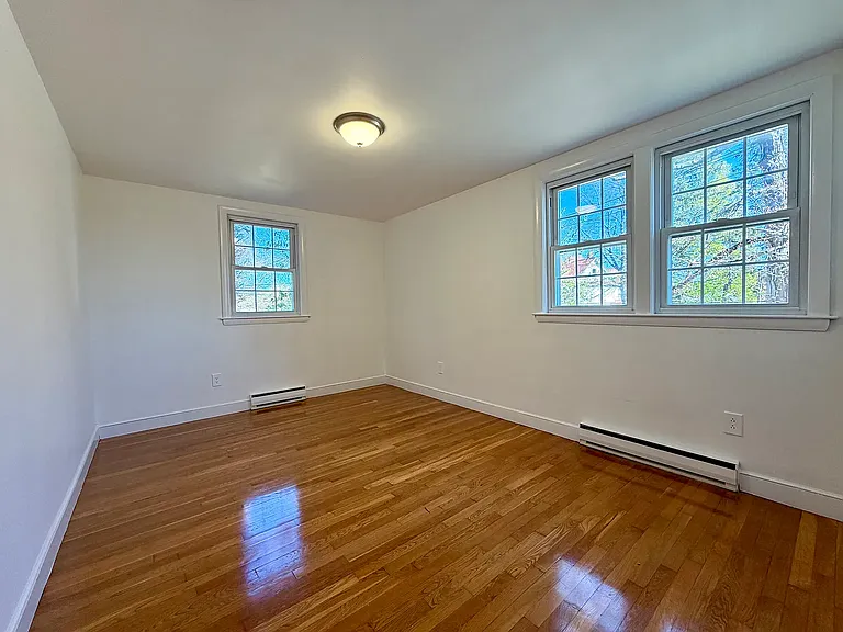 21 Park Ave #12 — Photo 11