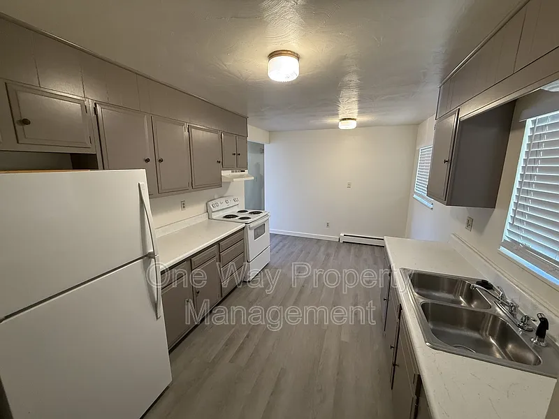 1 bed, 1.0 bath, $1,000 — Photo 4