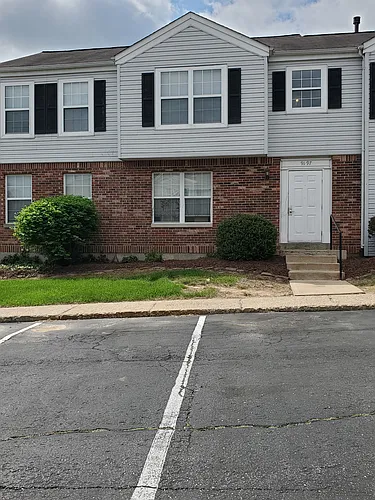 93 Woodlake Ct Photo 1