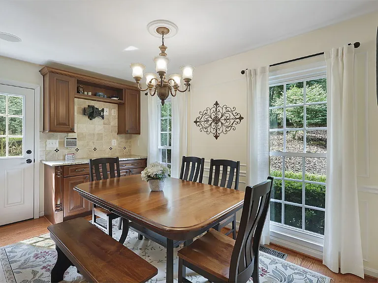 11734 Quay Rd — Photo 17