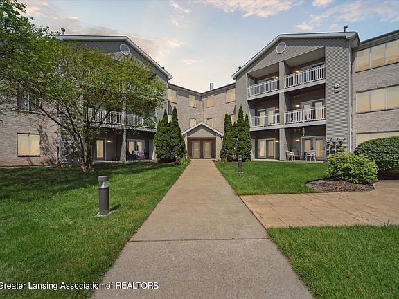 2nd image of 338 W Saginaw St Unit 40