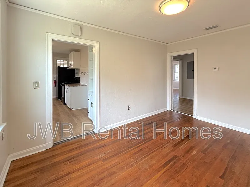 Paxon — Photo 3