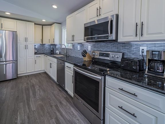 5th image of 4217 174th Pl NW