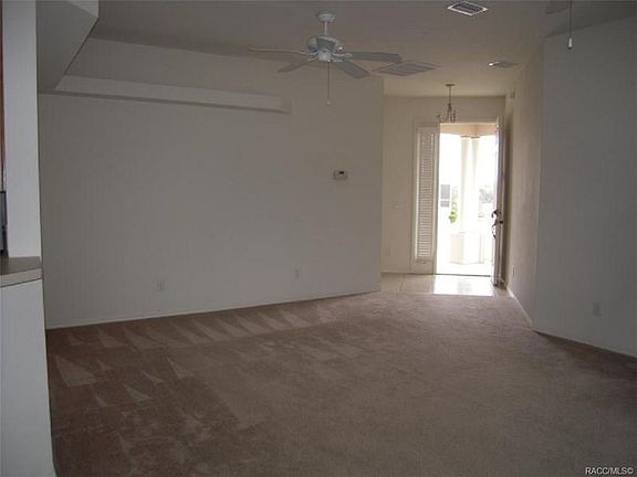4th image of 1824 W Chelsea Ann Way