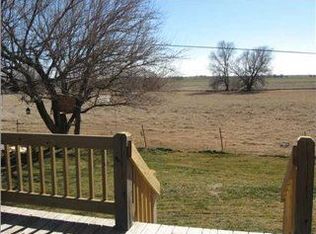 407 S Bennett St, Conway Springs, KS 67031