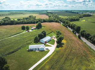 26489 Sunderland Rd, Jerseyville, IL 62052