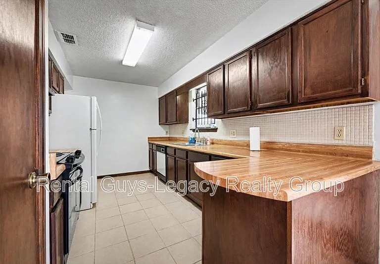 6019 Blank Dr — Photo 10