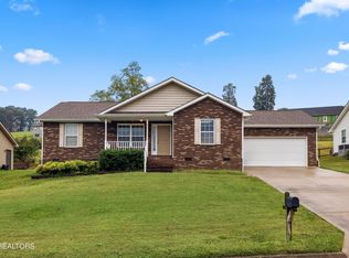 516 S Glen Rd, Maynardville, TN 37807
