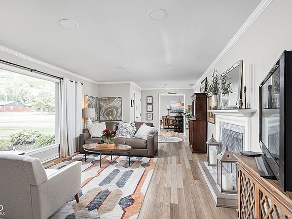 4th image of 8203 Windcombe Blvd