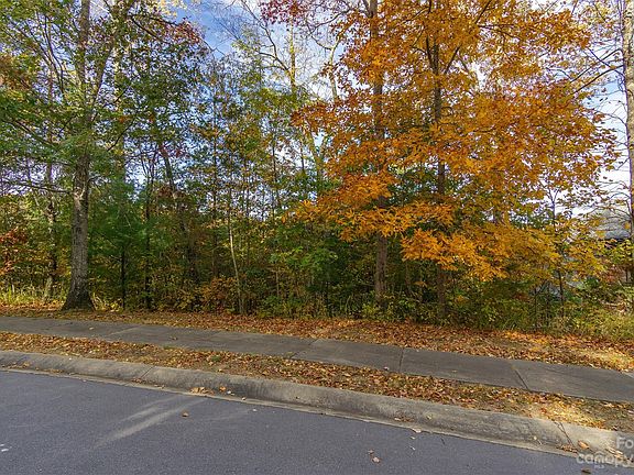 5th image of 68 Cottage Settings Ln #290