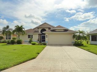 17730 Ficus Ct, North Fort Myers, FL 33917