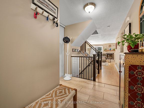 4th image of 1546 Meadowfield Pl