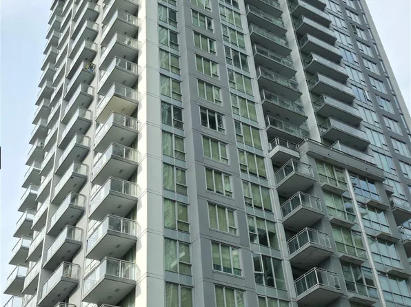 13325 102a Ave #2903, Surrey, BC V3T 0J5