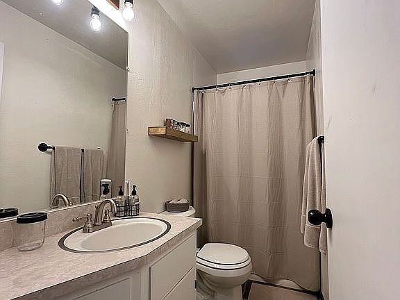 3rd image of 1681 Kiote Hills Dr #26