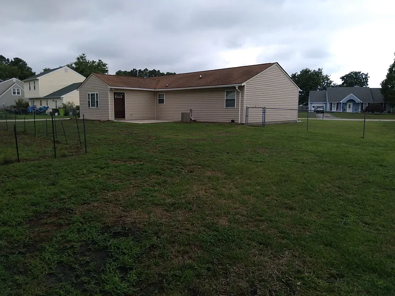 307 Kyle Dr — Photo 21