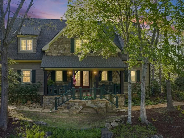 502 Wind Flower Dr, Sunset, SC 29685