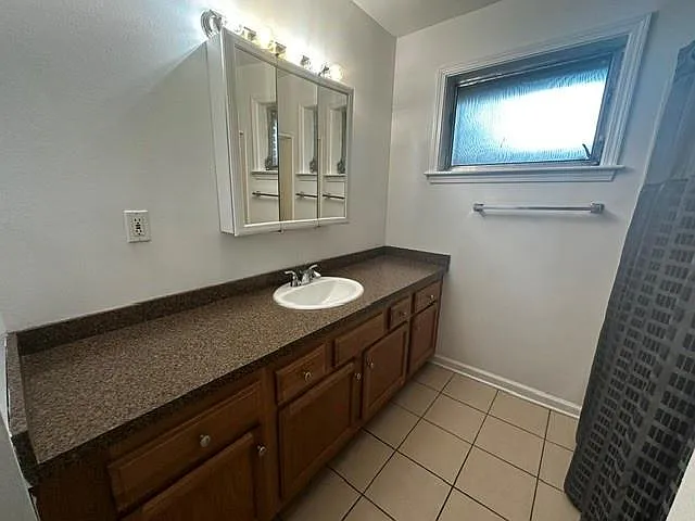 261 Hollywood Dr #C — Photo 18