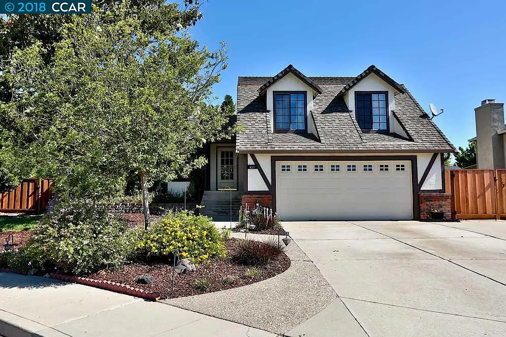421 Woodmont Pl photo 1